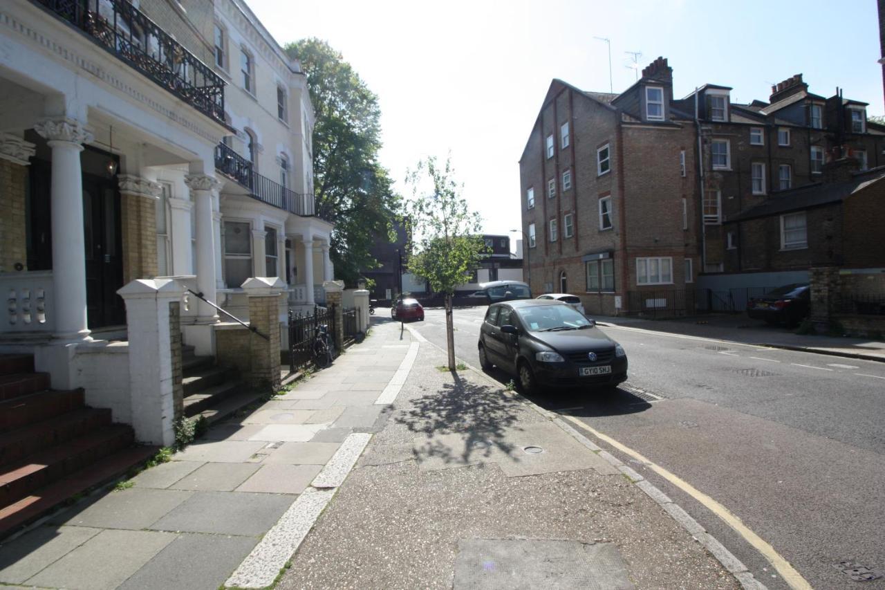 Well Appointed Garden In Kensington Olympia Apartament *